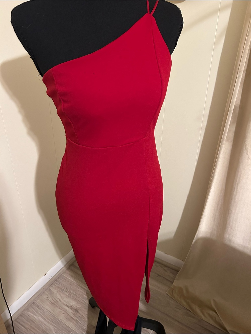 Red Asymmetric One-Shoulder Midi Dress